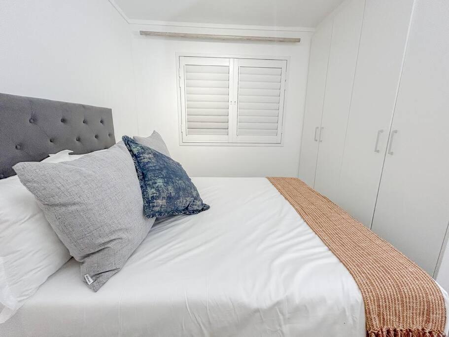 Eden Escape - Serenity In The Apartment Cape Town
